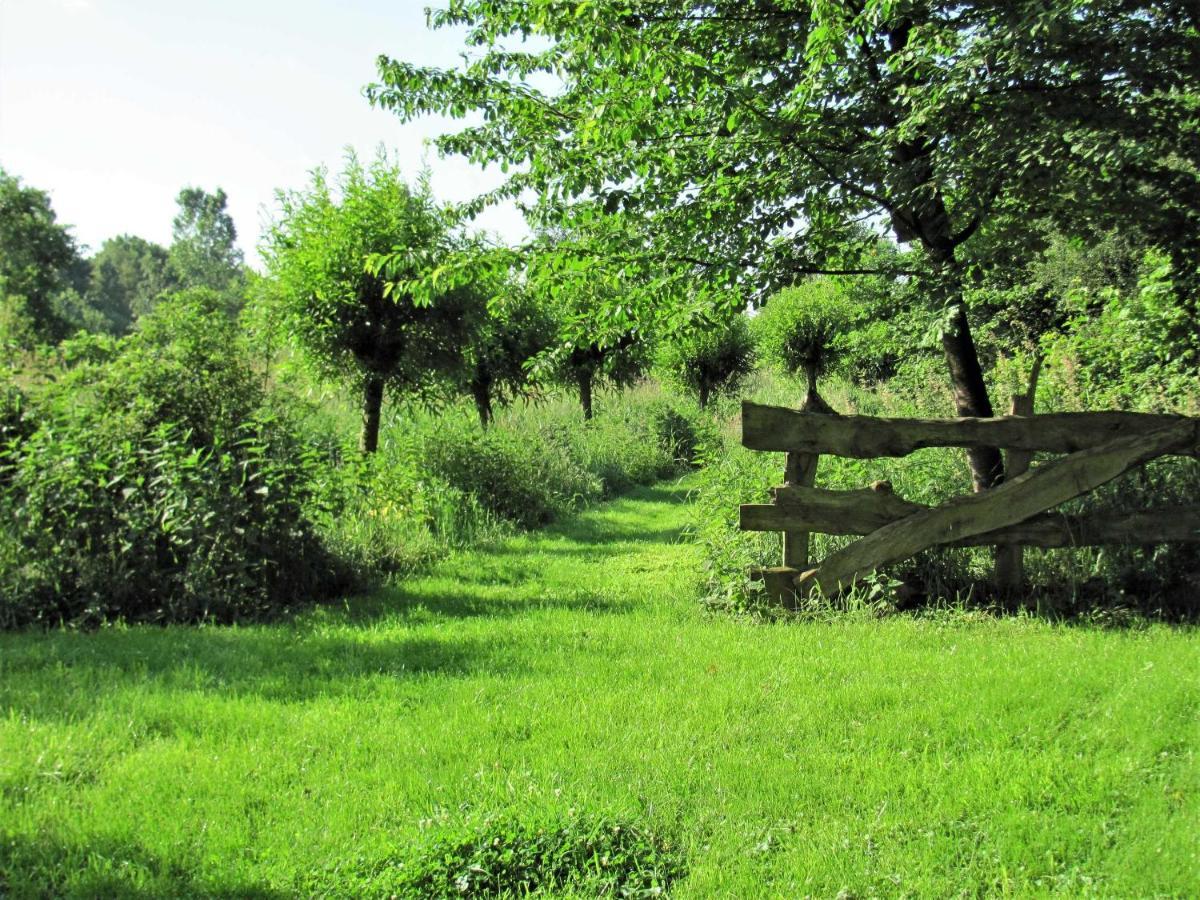 Gästezimmer im Engelshof, 61224 Moormerland Exterior foto